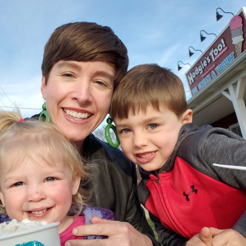 Meet your Posher, Rebecca